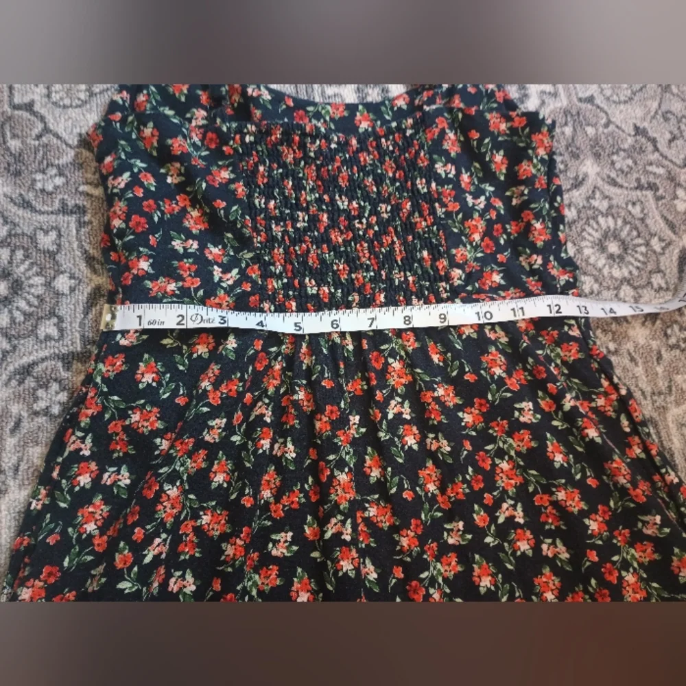 Old Navy Linen Mini Dress Small Ditsy Floral Smocked Cottage Preppy Americana - Picture 15 of 16